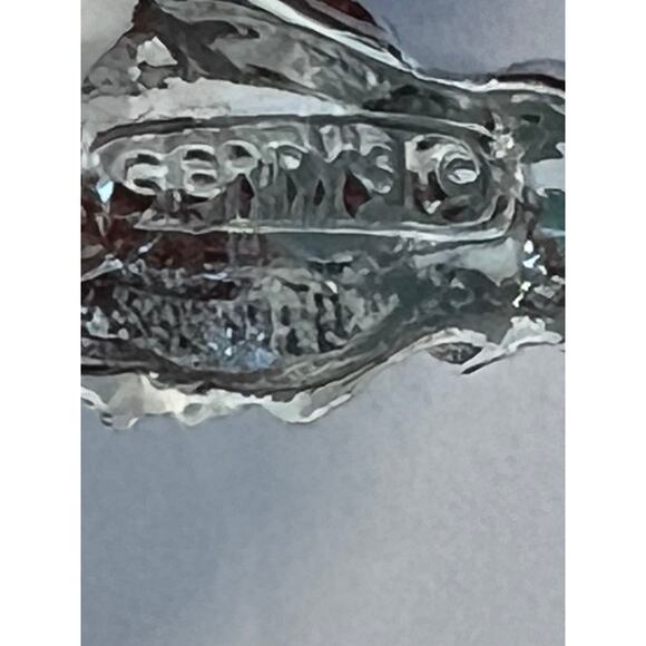 VTG GERRYS Crouching Poodle Dog Pin Silver Tone Blue Gem Rhinestone Eyes Brooch - Picture 4 of 8